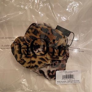 Noir Scrunchie NWT
